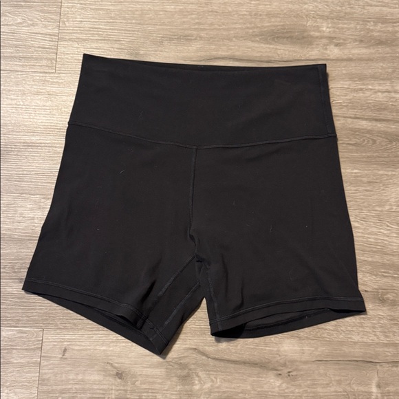 Lululemon Align Shorts - Picture 3 of 7